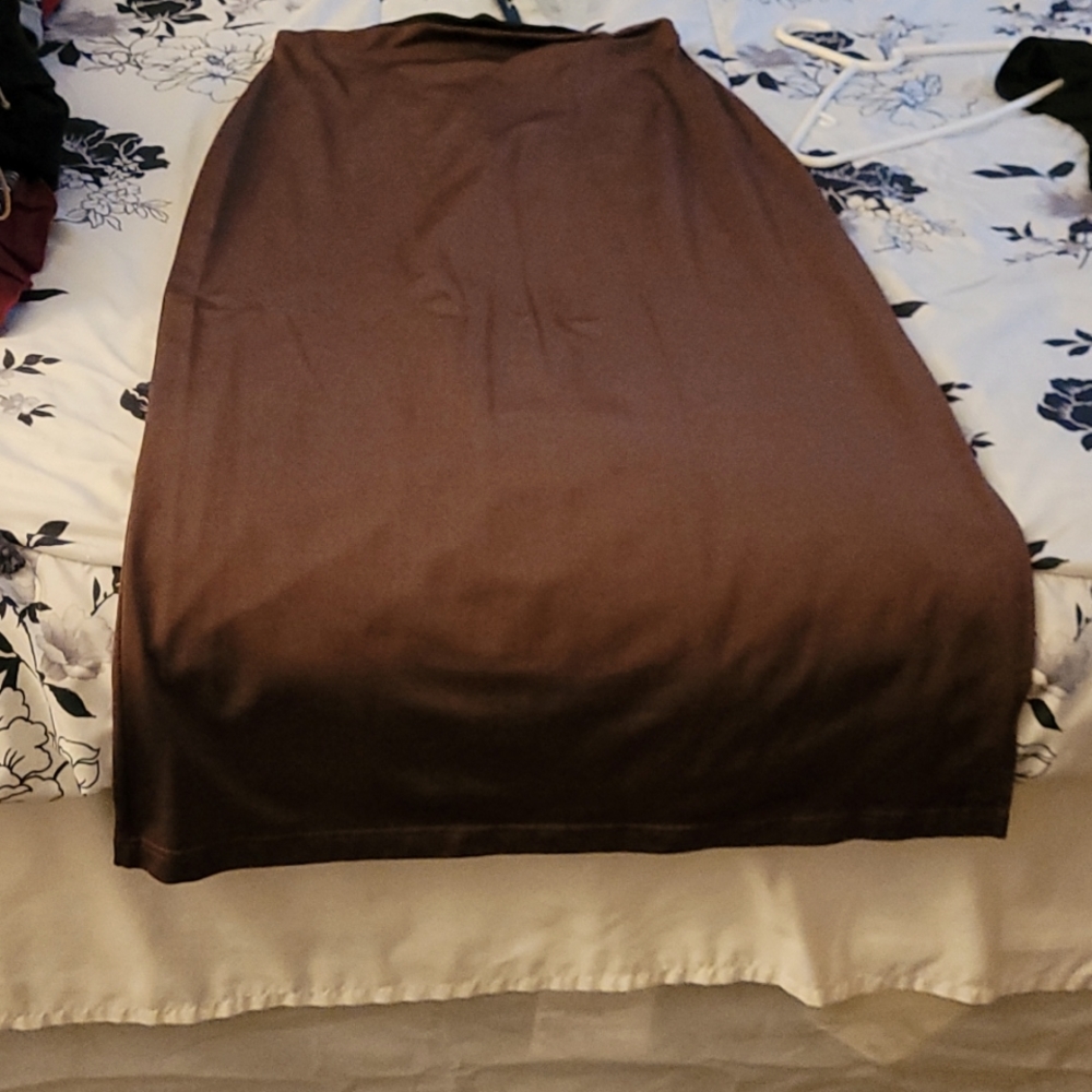 Long brown skirt